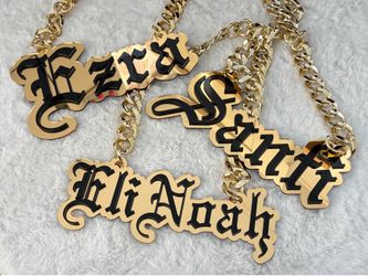 Chunky gold chain graduation photo props