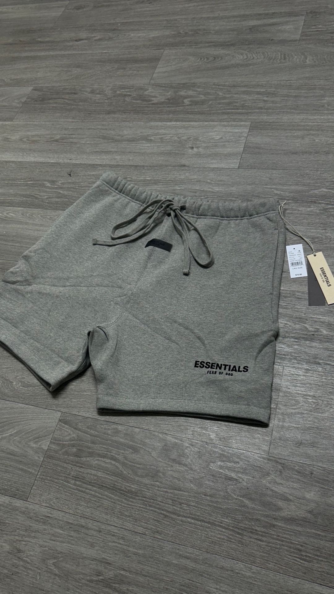 Essentials Shorts