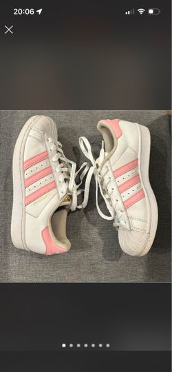 Adidas Superstar size 4