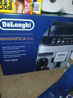 De'Longhi Magnifica Evo Automatic Espresso Machine