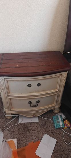Free night stand
