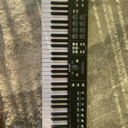 Arturia 61-Key MIDI Controller / Keyboard