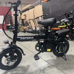 Folding electric bicycle