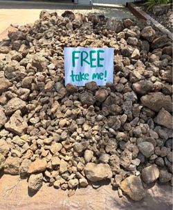 !! FREE ROCKS!!  HUNDREDS IGNEOUS + ASSORTED