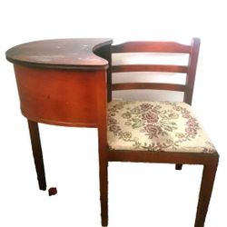 Vintage Gossip Bench – Mid-Century Charm & Style