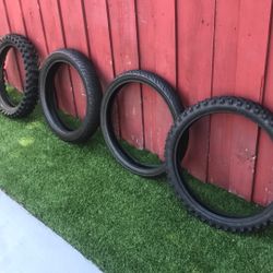 Dirt bike tires