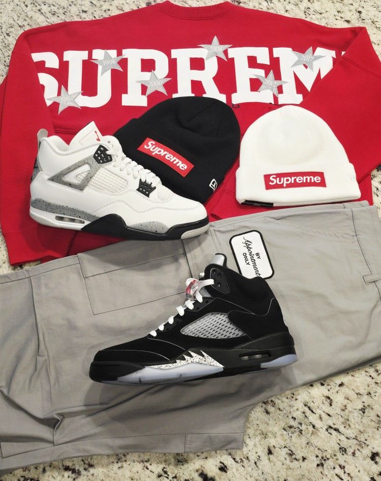 Supreme "Hoodies & Tees"_Multiple Sizes *Brand New*