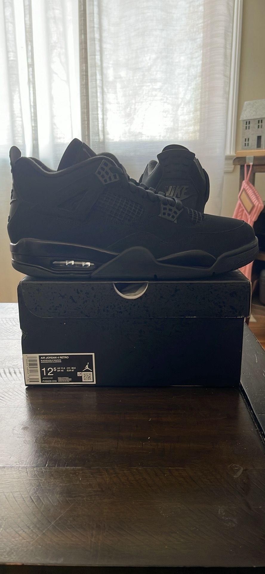 AIR JORDAN 4 RETRO 2025 BLACK CATS SZ 12.5 THE HARDEST SIZE TO GET!