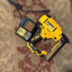 20v max xr 18 g