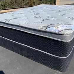 Queen Orthopedic Bamboo Pillow Top Mattress!!
