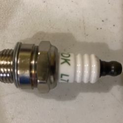 Spark Plugs  BPMR7A
