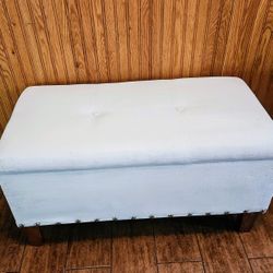 OTTOMAN,Bar STOOLS,Wood SIDE TABLE,VINTAGE CHAIRS & Mirror