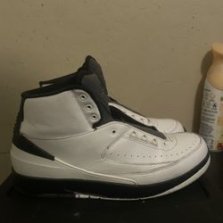 Jordan 2s 