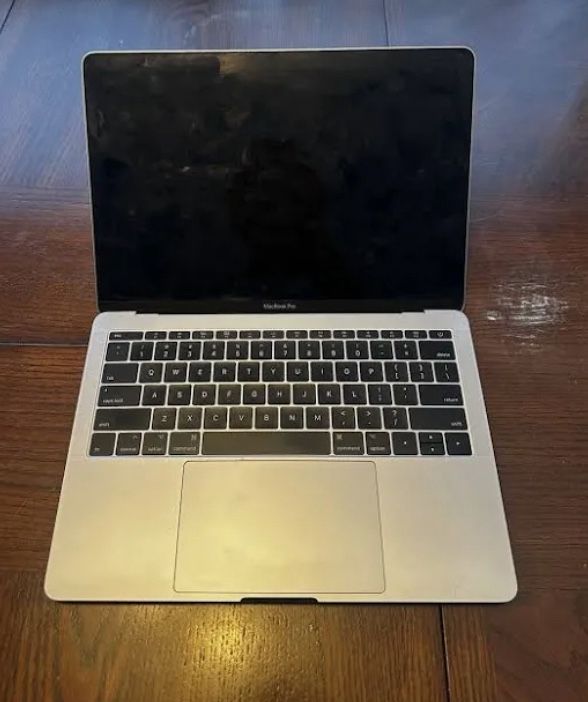 2017 MacBook Pro 8GB