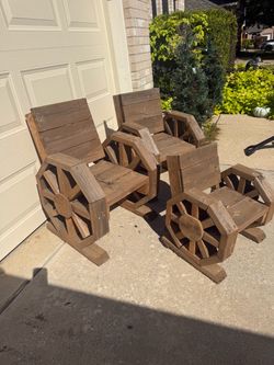 Wooden Wagon Wheel Outdoor Chairs – Set of 3