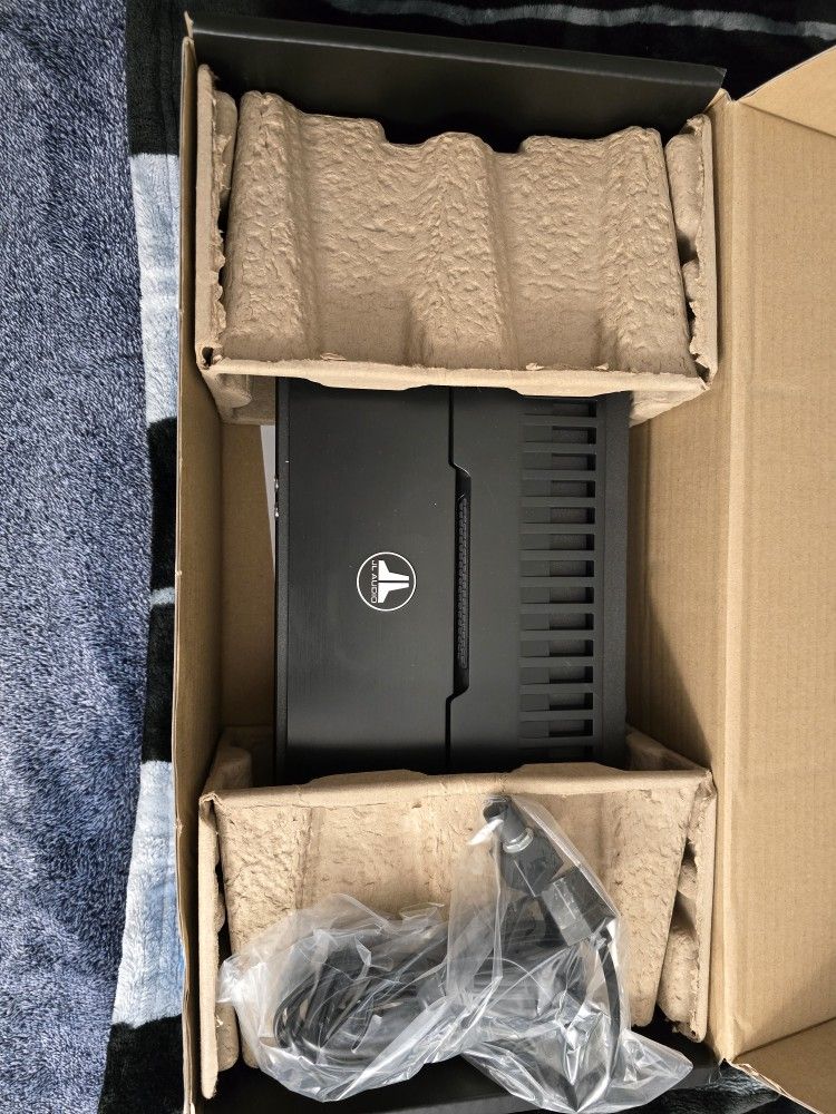 JL Audio RD1000 