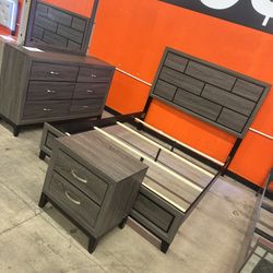 Queen Bed Dresser Mirror Nightstand 