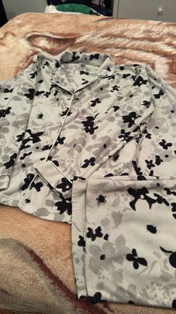 Women’s PJ Set