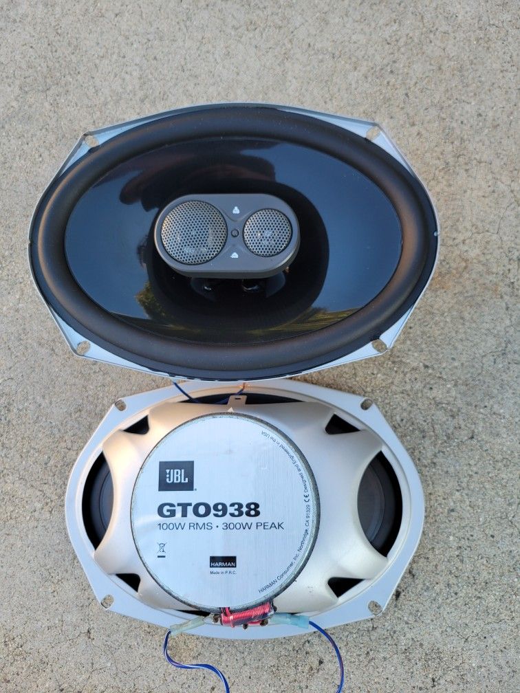 JBL Speakers 6x9