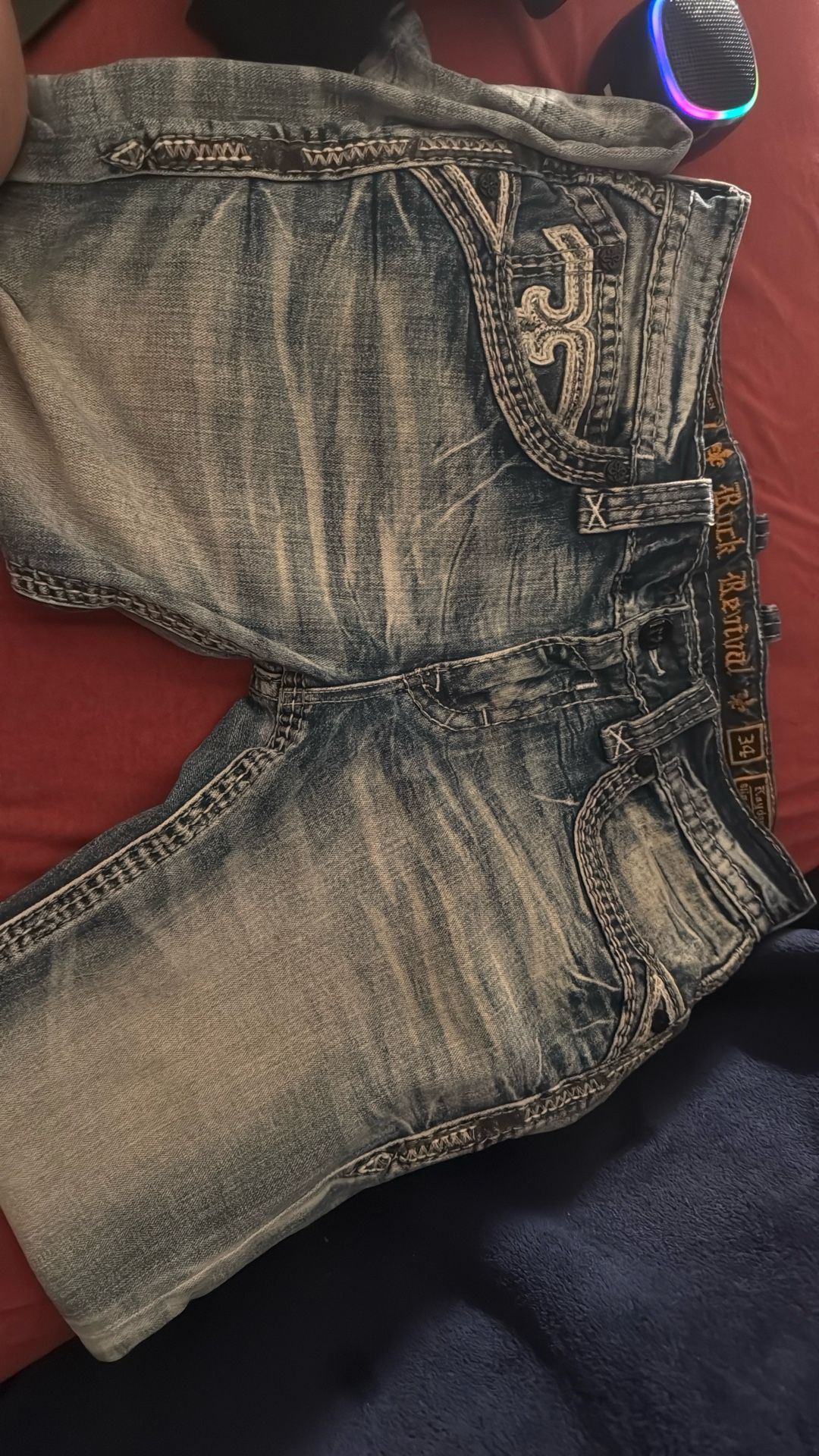 Rocks Jeans