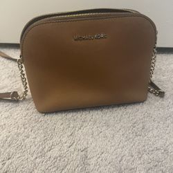 Michael Kors Crossbody 