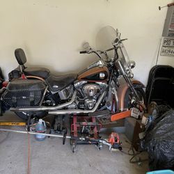 Harley Davidson 2008 Anniversary Edtion  