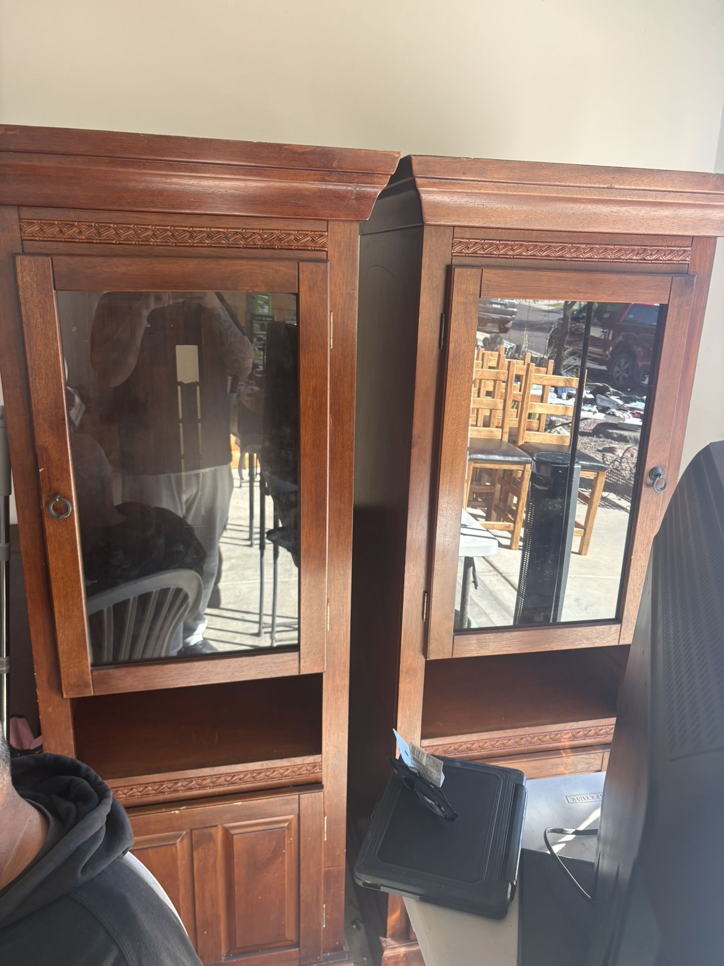 Selling Hutch And Art Work Solid Wood
