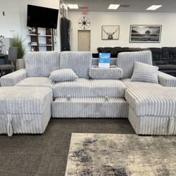 🛋️ Light Gray Corduroy Sectional w/ Pullout + Storage – Only $999!