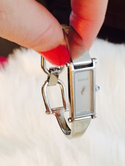 Gucci Bangle Watch 1500L 1317330 Silver