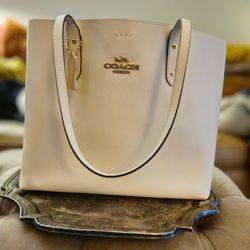 White Leather Coach Handbag 