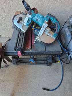 Saw table