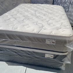 😴Mattress pillow top🥱 💎All sizes 💎12” inches tall 🔵Queen $199 🟣Full $180 🟠Twin $150 🟡King $330 🔴Cal king $330 🔘 Delivery available🚛