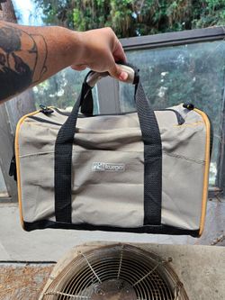 Kurgo pet carrier