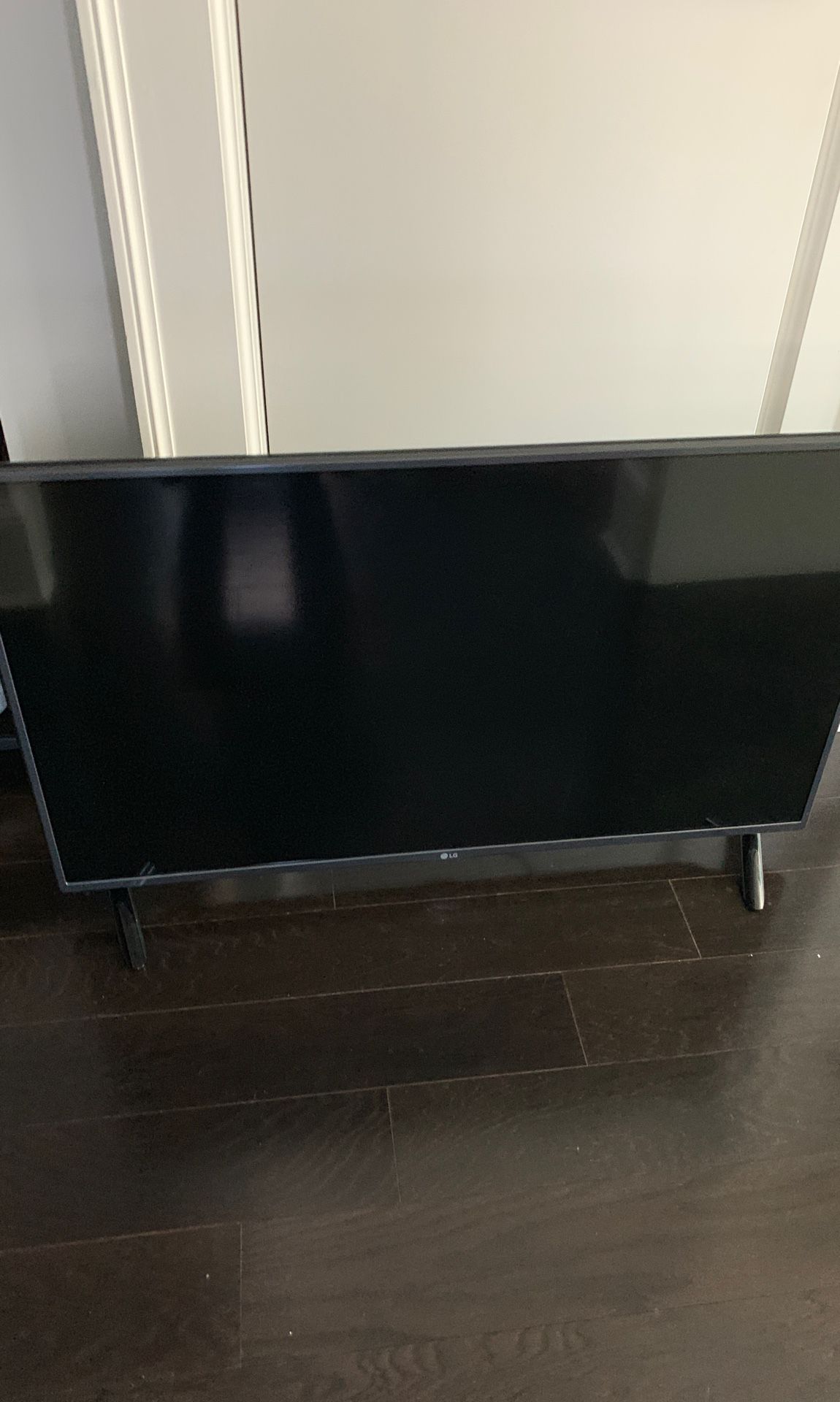 LG 42 inch TV with Roku stick