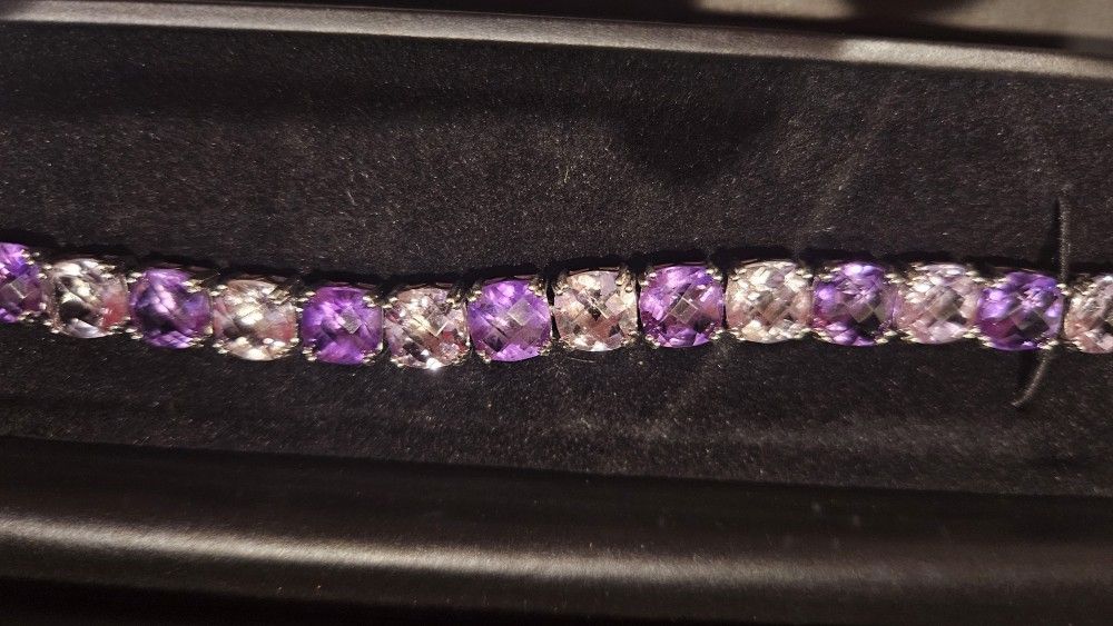 RH Macy & Co Fine Jewelry Stone Bracelet