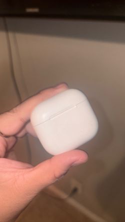 AIRPODS 4s