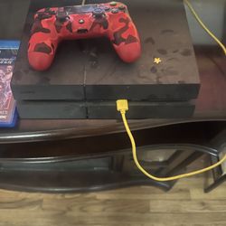 PS4 With Few Games 