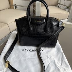 Black Bag Givenchy 