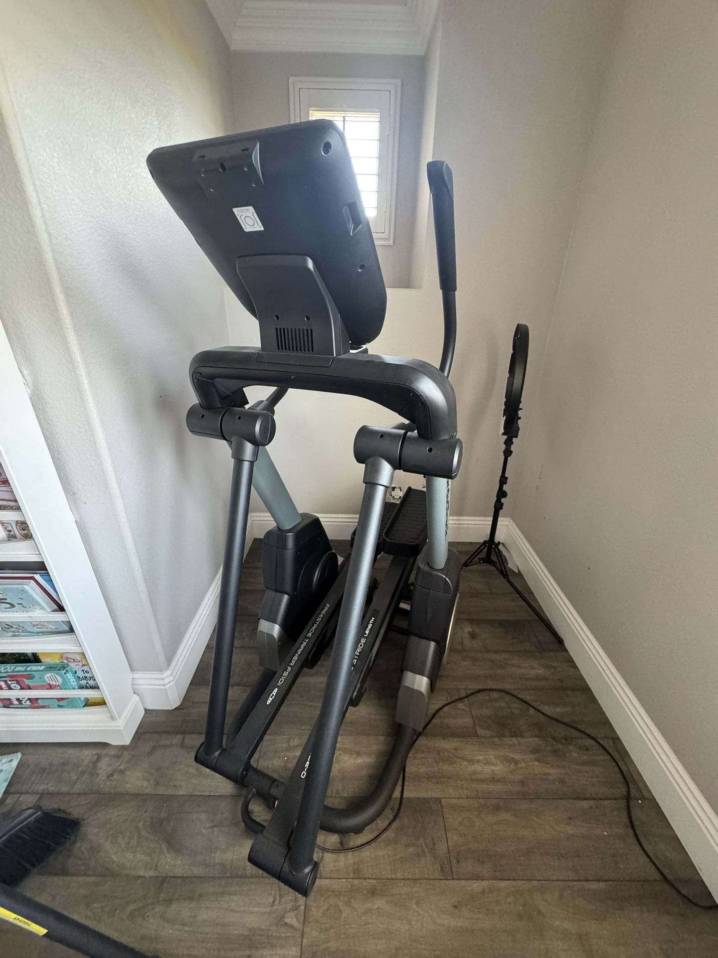 NordicTrack Elliptical - FS10i FreeStride