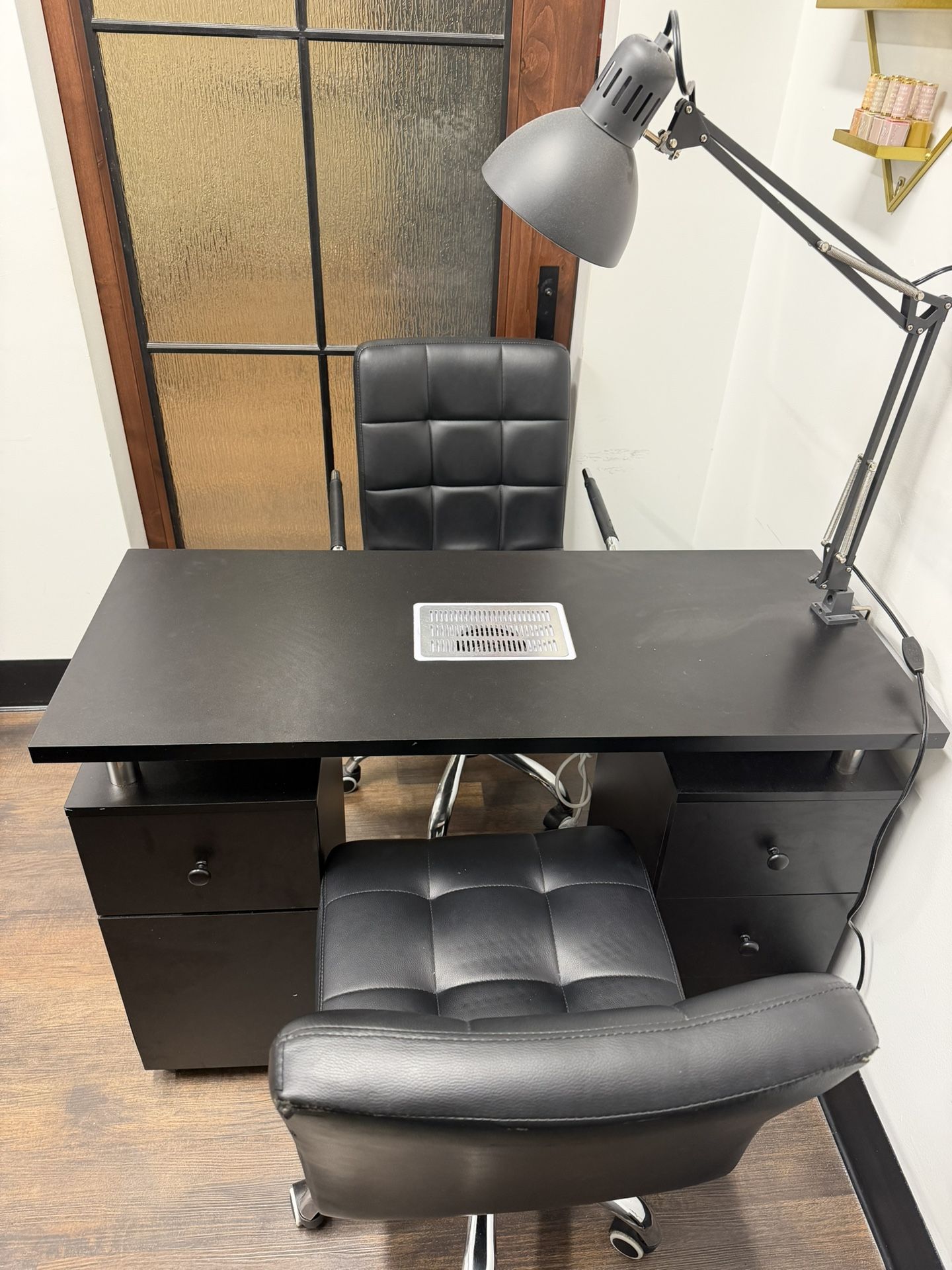 Vendo mesa para Manicurista!! 