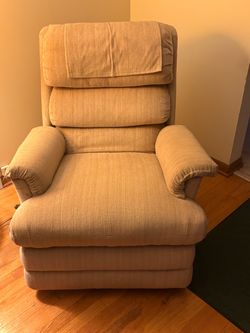 Recliner / Rocker