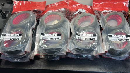NEW AKA 1/8 TRUGGY TIRES W/ INSERTS- DIAMANTE SUPER SOFT