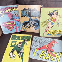 DC Comics  Tins