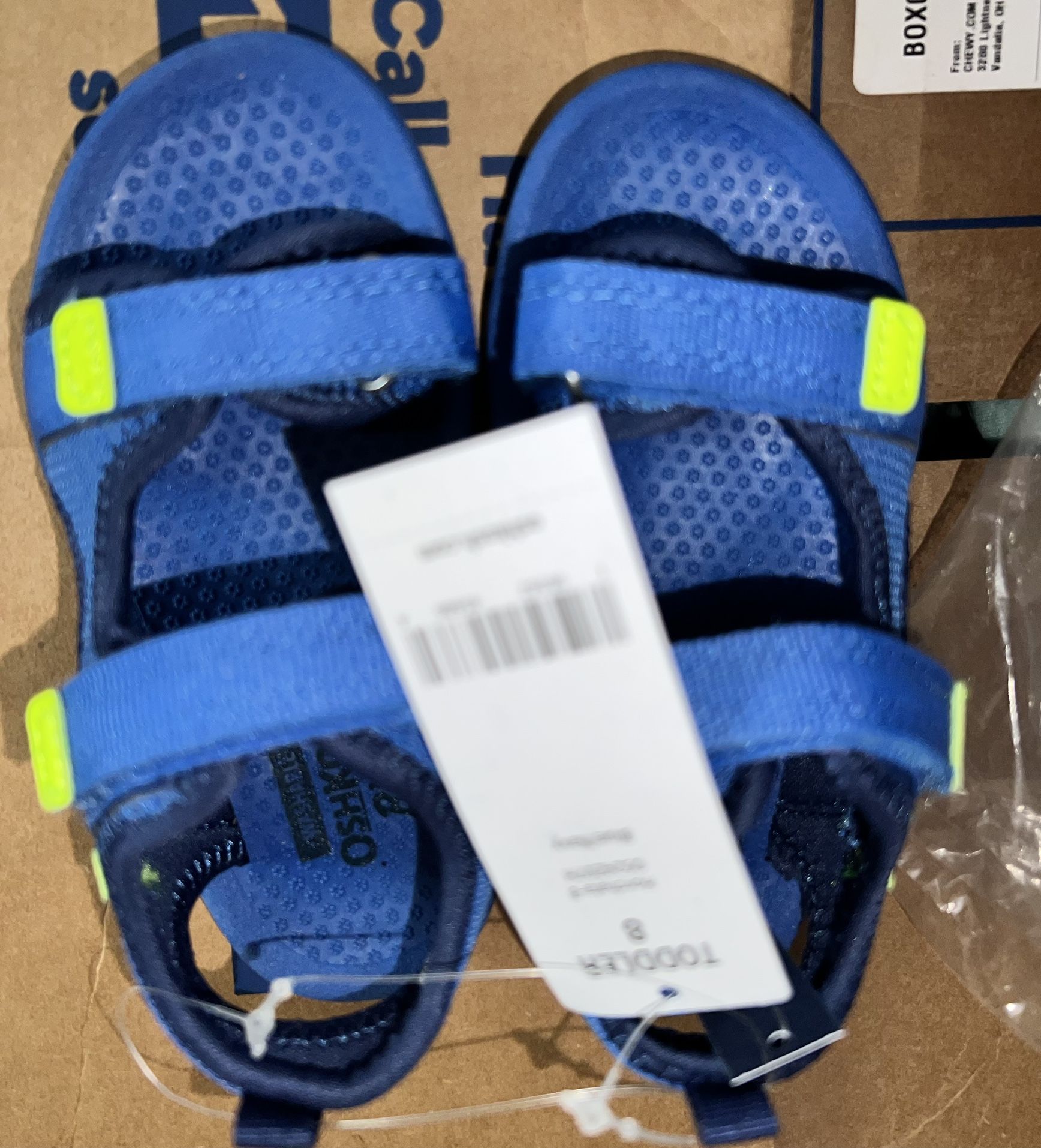 New. Oshkosh Toddler Size 8 Sandals
