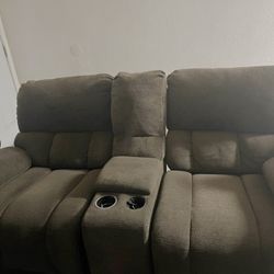 Couch/recliners
