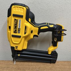 DEWALT DCN680B 20V MAX XR Lithium-Ion Electric Cordless 18-Gauge Brad Nailer (Tool Only)