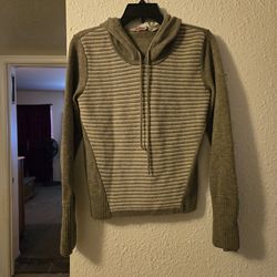 Athleta grey hooded sweater Size S