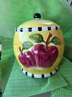 Ceramic Apple Cookie Jar with Lid