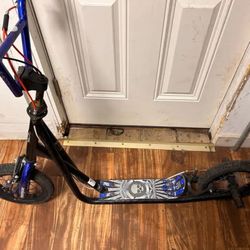 Mongoose Scooter