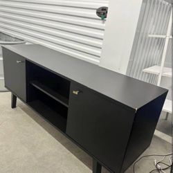 TV Entertainment Center 